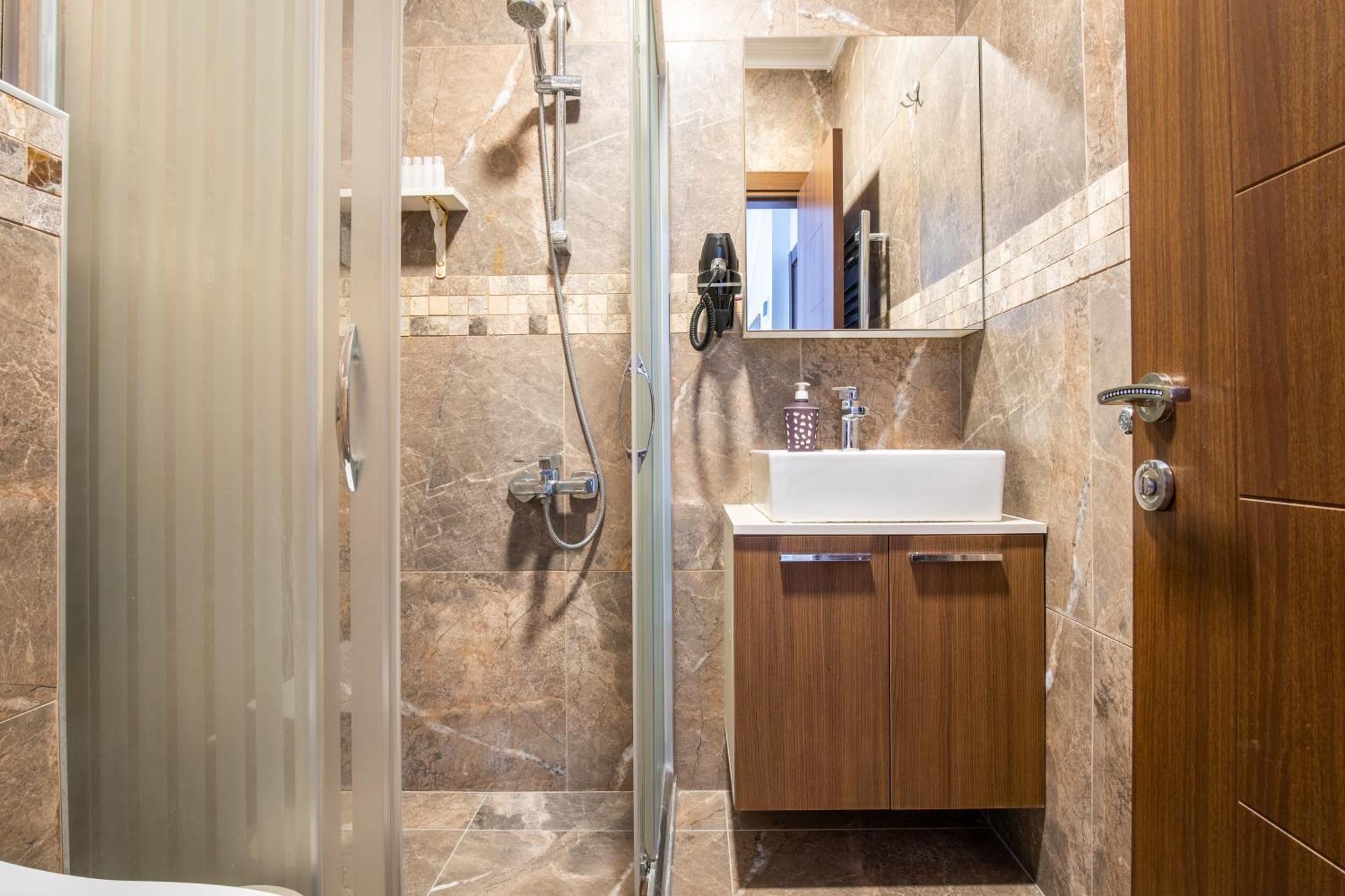 Campus Boutique Hotel Истанбул Екстериор снимка